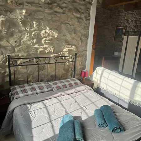 アパート La Corte Dei Celti La Fonte San Benedetto Del Querceto